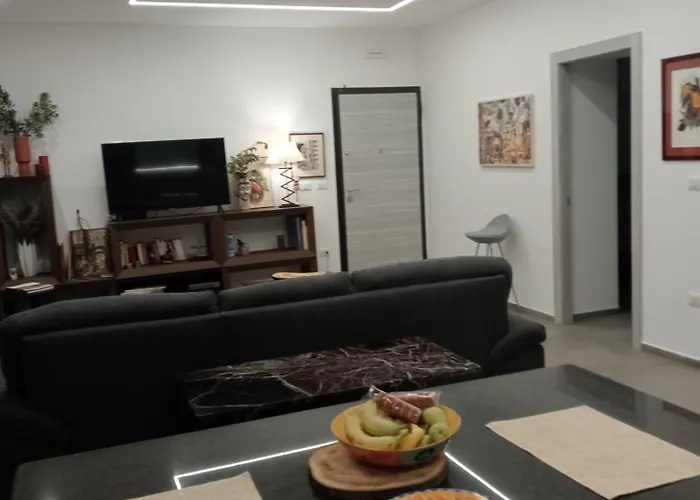アパート La Casa Delle Api パテルノー
